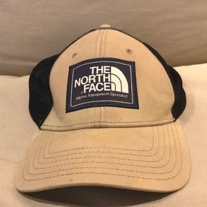 Men’s North Face Hat